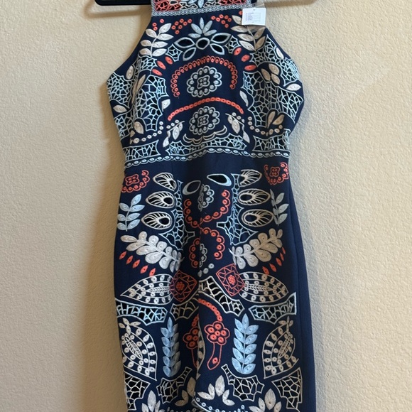 🌸 Urban Outfitters Embroidered Fit & Flare Dress (NWT) - Picture 2 of 10